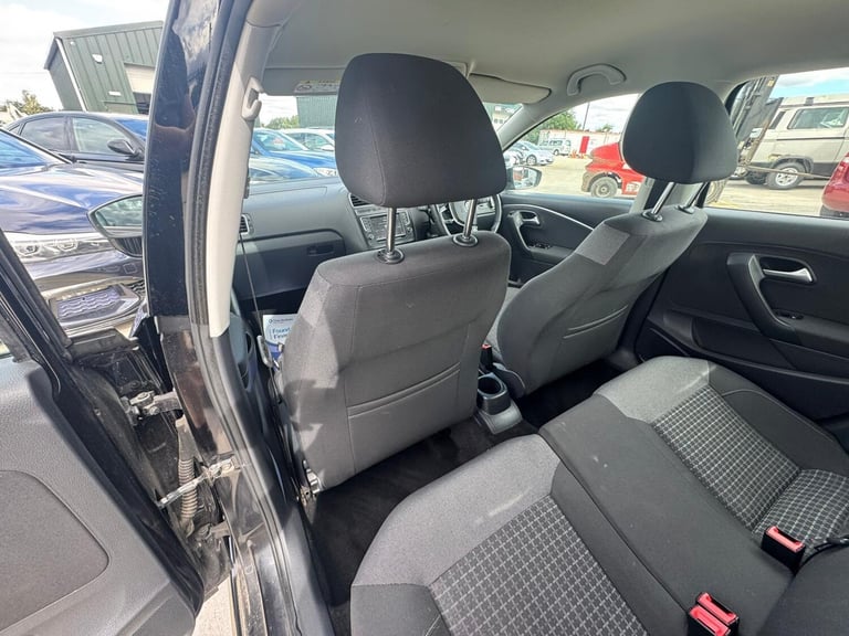 2015 Volkswagen Polo 1.2 TSI BlueMotion Tech SE DSG Euro 6 (s/s) 5dr HATCHBACK Petrol Automatic