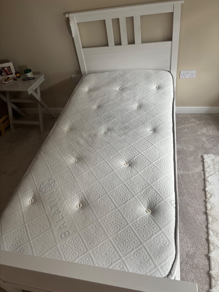 IKEA Hemnes Single bed with mattress 