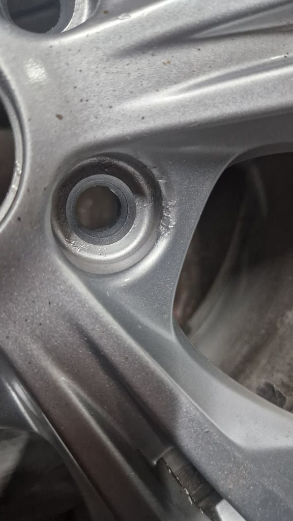 16" ford focus alloy wheel 