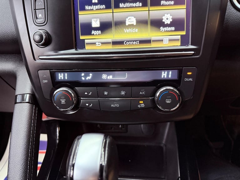 2017 Renault Kadjar 1.5 dCi Dynamique S Nav EDC Euro 6 (s/s) 5dr HATCHBACK Diesel Automatic