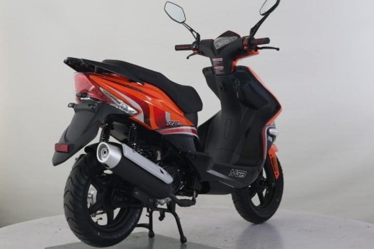 NEW MGB R8 125cc Sports Scooter Affordable Reliable Commuter A1 Licence Learn...