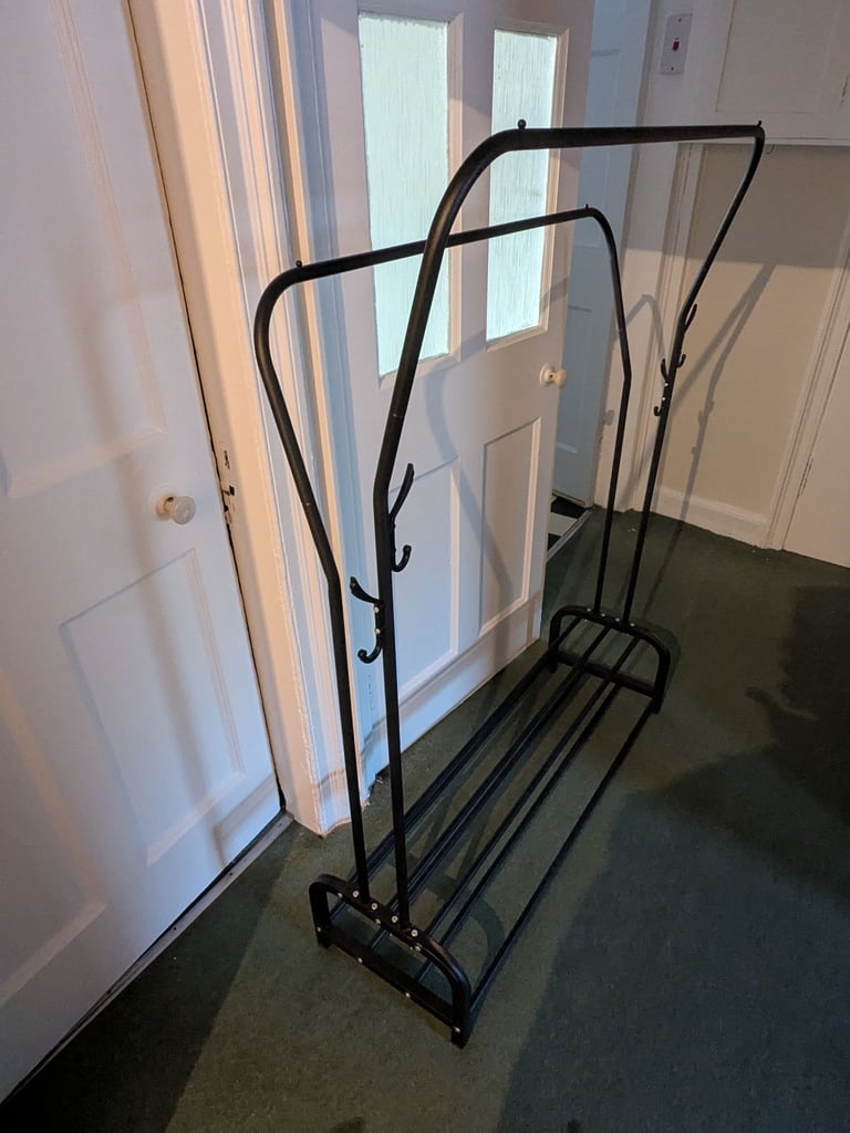 Clothing rail 