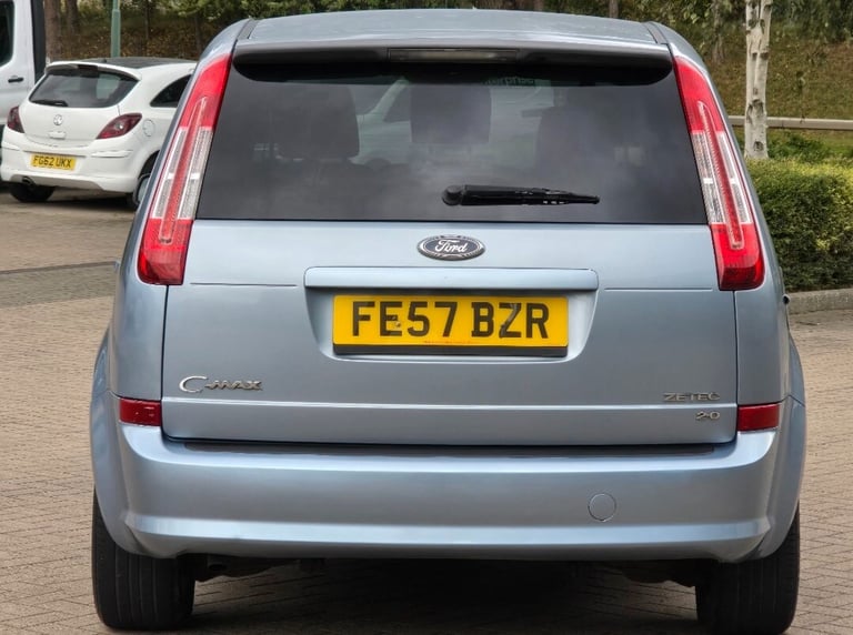 FORD C-MAX PETROL AUTOMATIC IN CLEAN CONDITION. 1 YEAR MOT. SERVICE HISTORY 