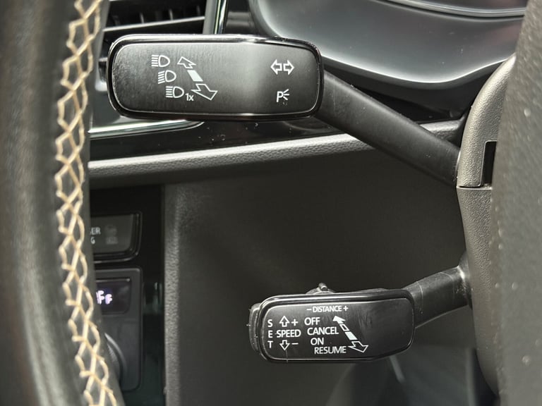 2019 SEAT Leon TSI CUPRA LUX DSG - ADAPTIVE CRUISE CONTROL -FULL SERVICE HISTORY Hatchback Petrol...