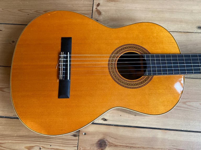 Encore JHS SSC 333 Classical Guitar 1990s Korea VGC * Please Read