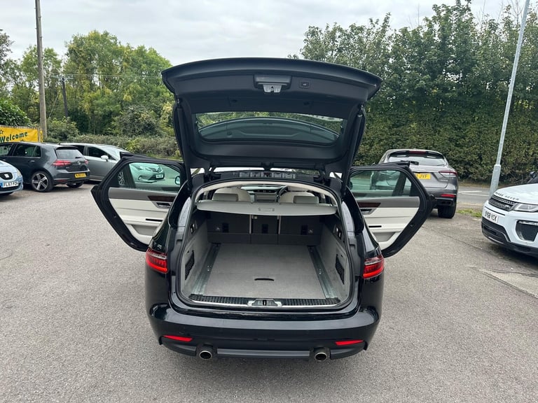 2018 Jaguar XF 2.0i Portfolio Sportbrake Auto Euro 6 (s/s) 5dr ESTATE Petrol Automatic