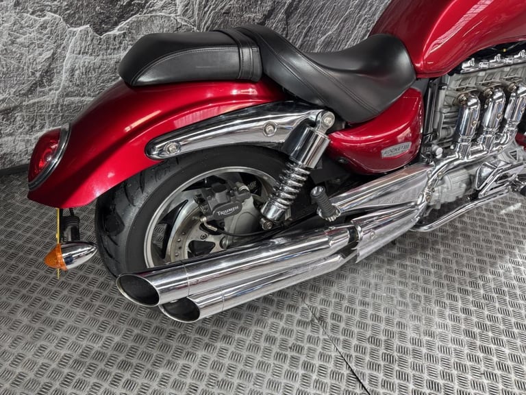TRIUMPH ROCKET III 3 2004