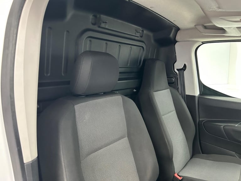 2021 Toyota ProAce 1.5 BlueHDi Active Short Panel Van SWB Euro 6 5dr PANEL VAN Diesel Manual