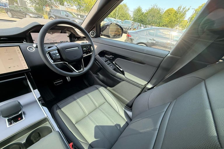 2025 Land Rover Range Rover Evoque 2.0 D200 Dynamic SE 5dr Auto ESTATE DIESEL Automatic