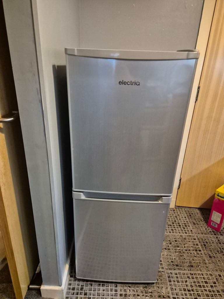 image for Electriq fridge freezer 80ltr