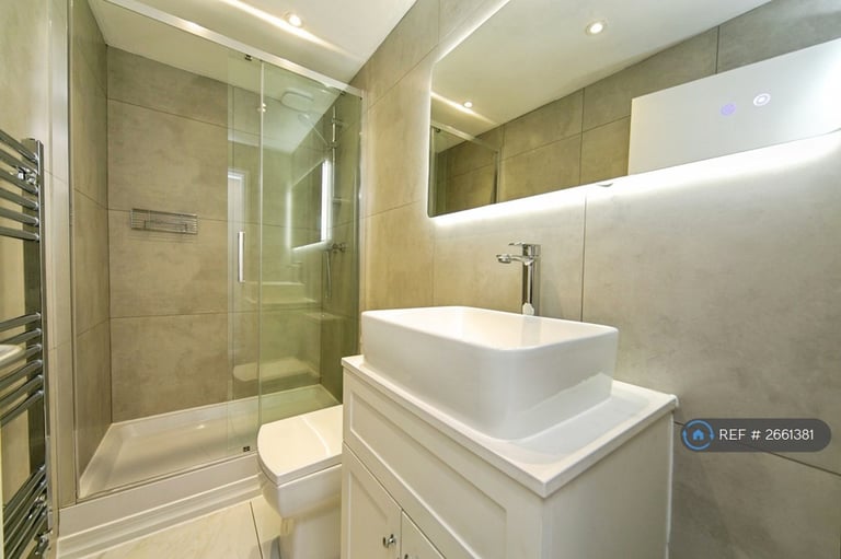 5 bedroom house in Leopold Road, Kensington, Liverpool, L7 (5 bed) (#2661381)