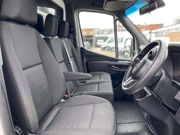 2020 20 MERCEDES-BENZ SPRINTER 2.1 314 CDI L3 LUTON LWB BOX TAIL LIFT VAN RWD 14