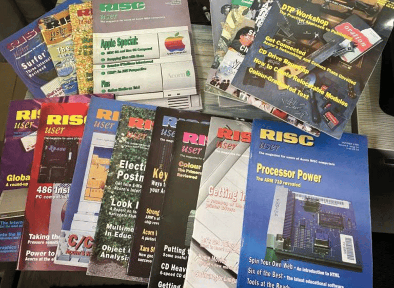 Rather LARGE Joblot or 70's 80s and 90s computing history RETRO collectables