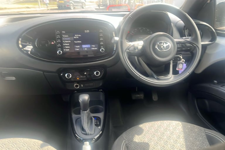  Toyota Aygo X 1.0 Vvt I Edge Hatchback 5dr Petrol X Shift Euro 6 s/s 72 Ps