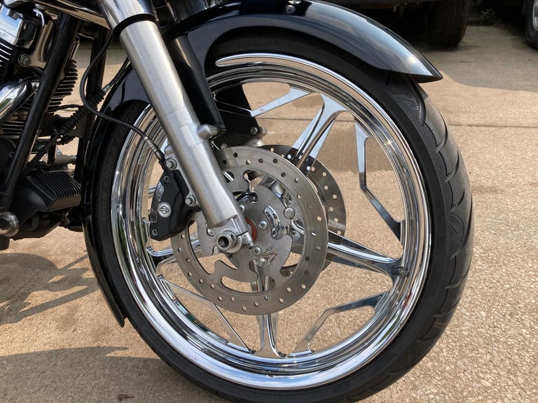 Harley-Davidson FLTRI ROAD GLIDE 1585cc 6-SPEED (SUPER COOL CHOLO STYLE BAGGER)