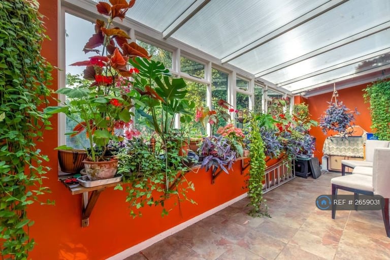 4 bedroom house in New High Street, Headington, Oxford, OX3 (4 bed) (#2659031)