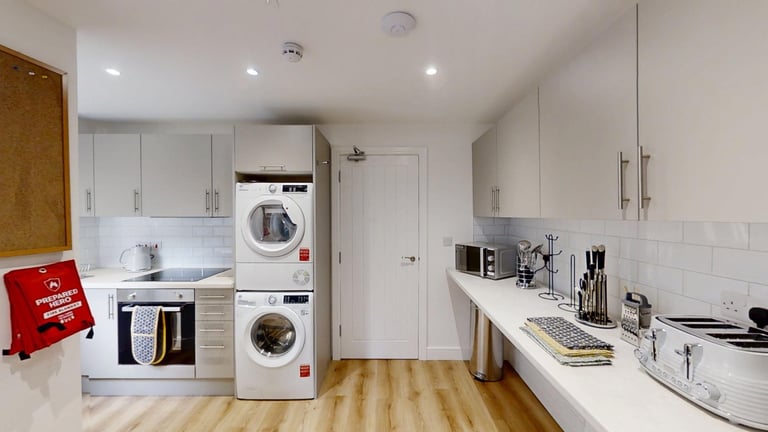 image for Studio rooms available with kitchenettes in Gillingham, Medway