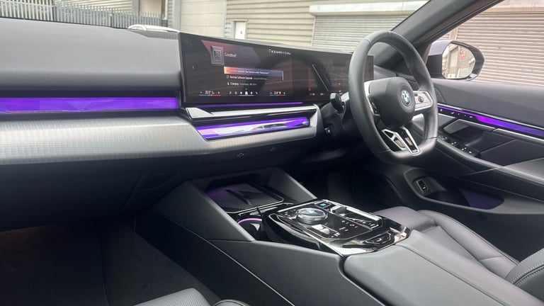 2025 BMW i5 250kW eDrive40 M Sport 84kWh 5dr Auto Electric Estate Estate Electric Automatic