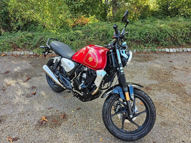 AJS BILSTON 125  2025 Petrol Manual in Red