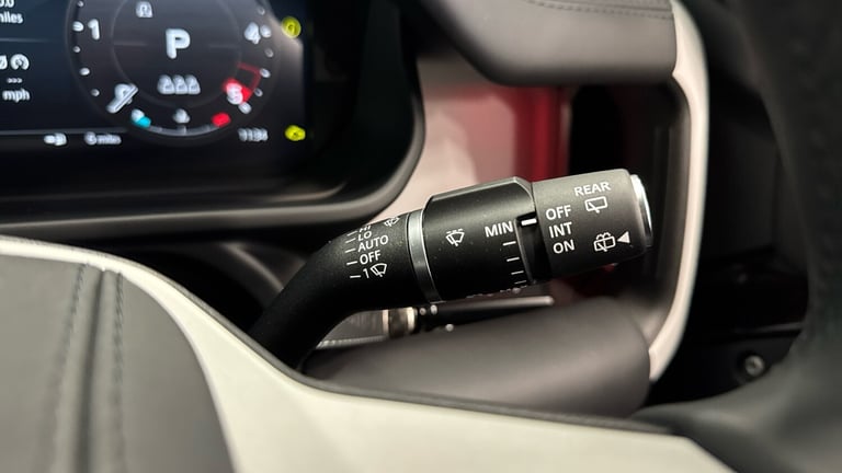 2025 Land Rover Defender 3.0 D350 X-Dynamic HSE 110 5dr Auto ESTATE DIESEL Automatic