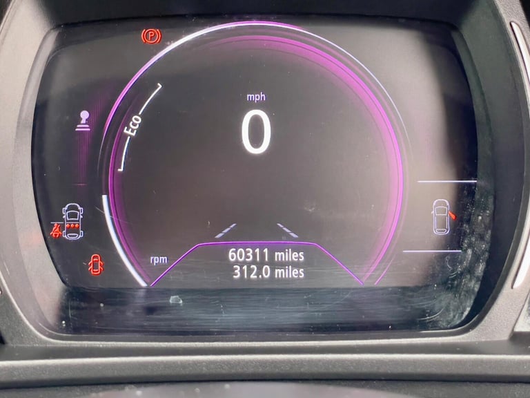 2016 Renault Kadjar 1.5 dCi Dynamique Nav Euro 6 (s/s) 5dr HATCHBACK Diesel Manual