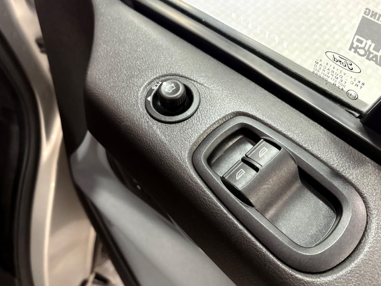 2015 Wellhouse Transit Custom DIESEL Manual