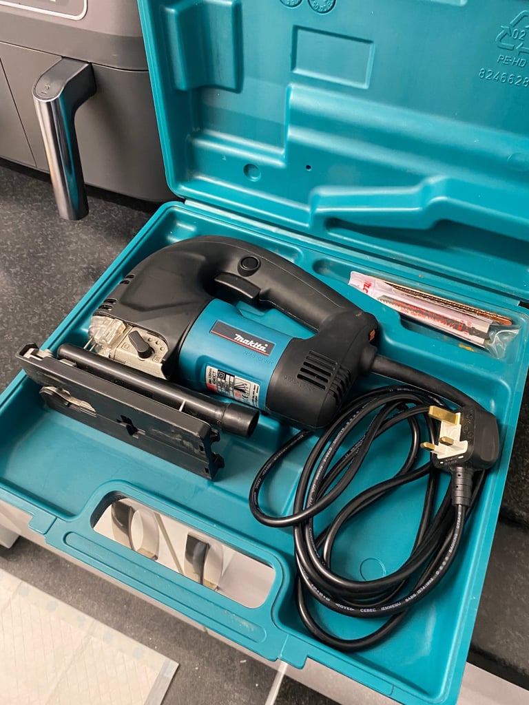 Makita Jigsaw Cutter