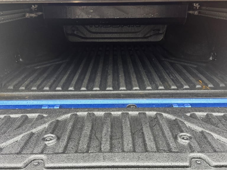2020 Nissan Navara Double Cab Pick Up N-Guard 2.3dCi 190 TT 4WD Auto PICK UP DIESEL Automatic