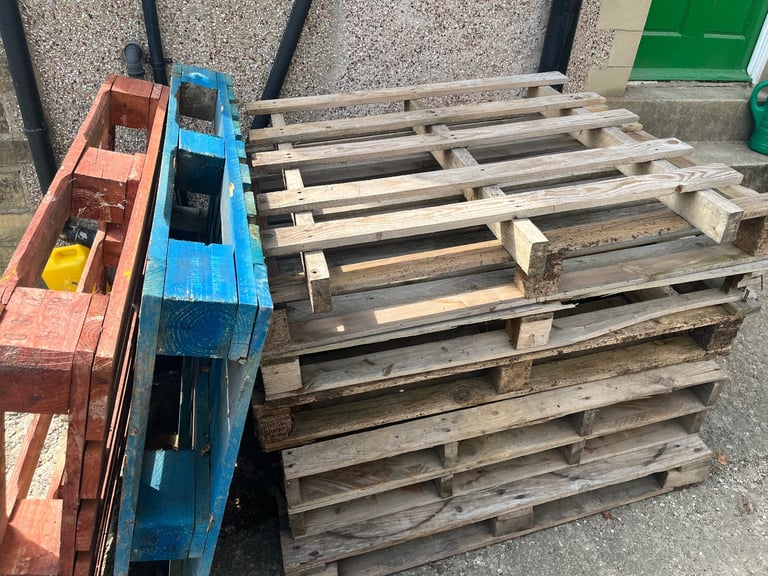 image for Free Pallets 