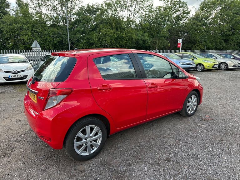 2013 Toyota Yaris 1.33 Dual VVT-i TR Hatchback 5dr Petrol Manual Euro 5 (101 ps)