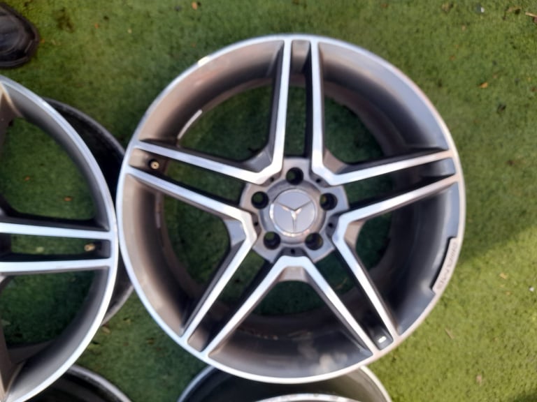Mercedes AMG Alloy Wheels 19 Inch Sold Individually in West London area 