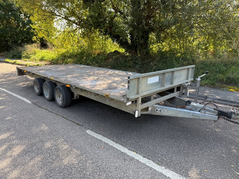 Ifor Williams LM187G3 tri axle trailer 