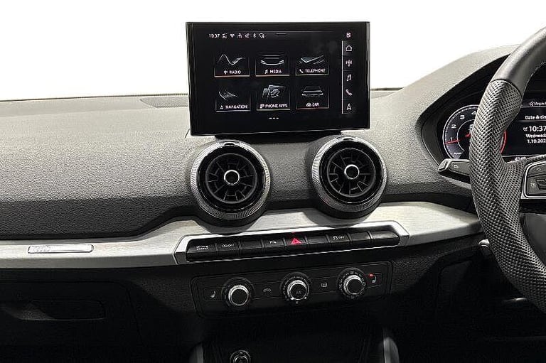 2025 Audi Q2 Black Edition 35 TFSI  150 PS S tronic SUV PETROL Automatic