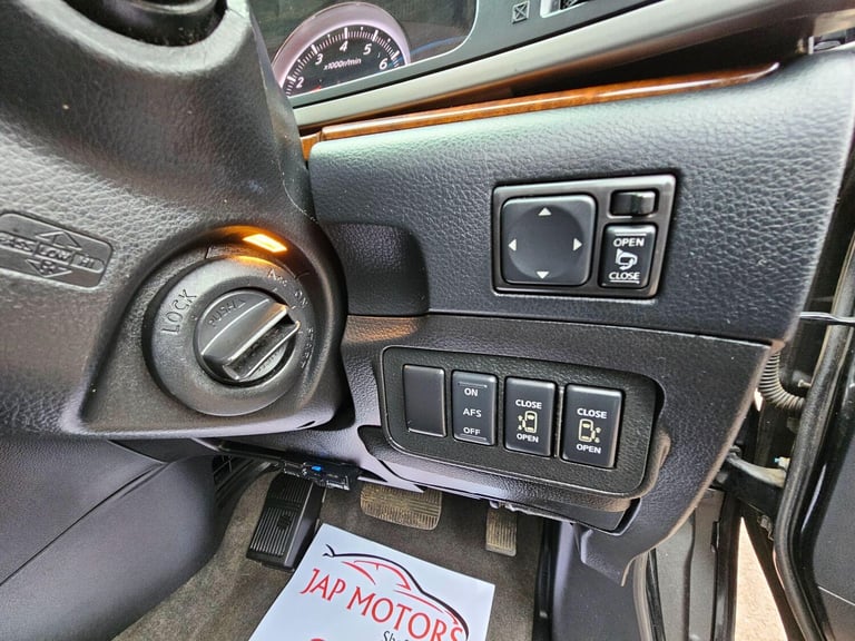  Nissan Elgrand 4WD 3.5 HIGHWAY STAR SERES 3 Petrol Automatic