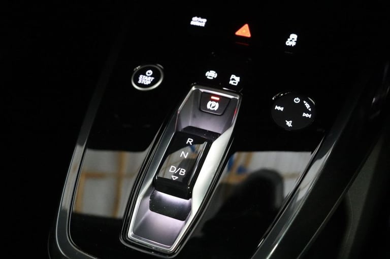 2023 Audi Q4 e-tron 35 S line SUV 5dr Auto 55kWh (APPLE CAR PLAY) ESTATE ELECTRIC Automatic