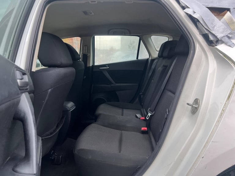 2013 Mazda Mazda3 1.6 Tamura Euro 5 5dr HATCHBACK Petrol Manual