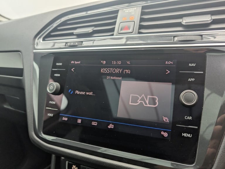 2018 Volkswagen Tiguan 2.0 TDI SEL SUV 5dr Diesel Manual 4Motion Euro 6 (s/s) (150 ps) CRUISE CON...