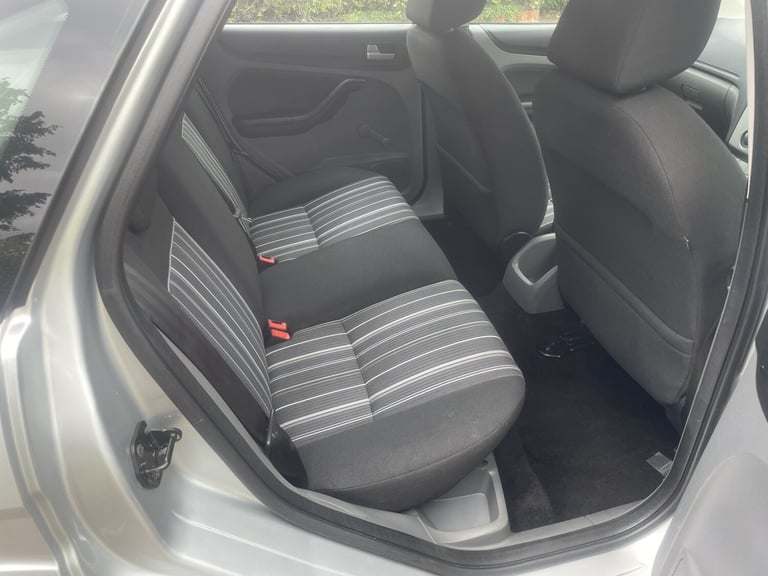 FORD FOCUS 1.6 Style 2010