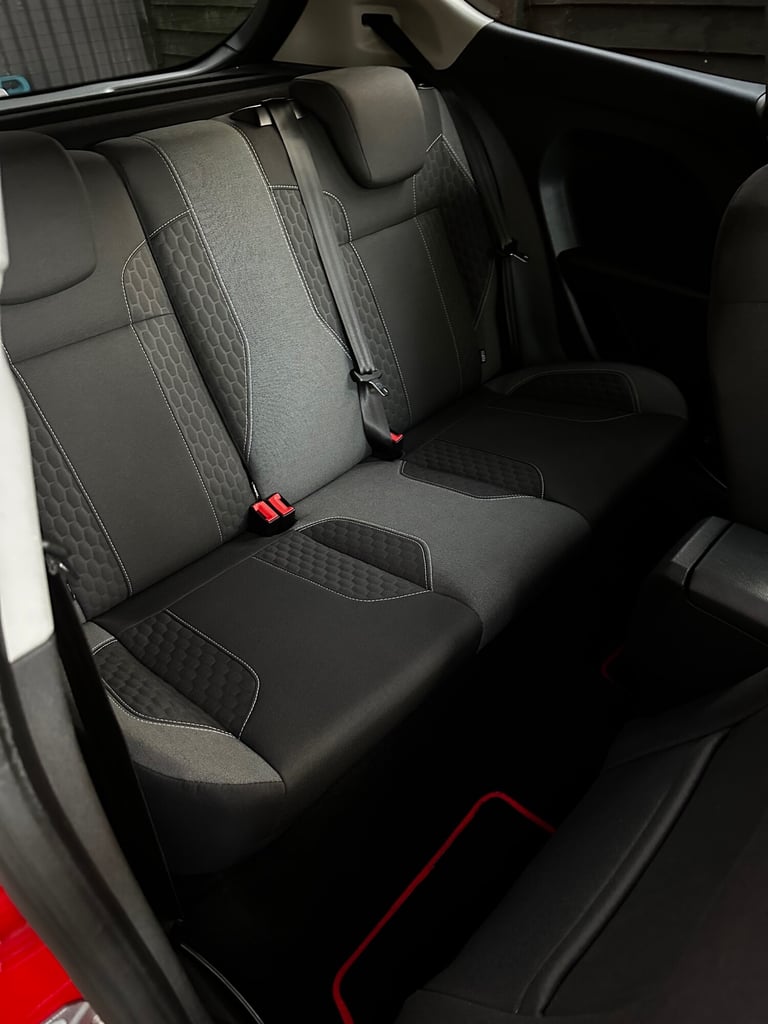 2014 Ford Fiesta STUNNING RACE RED Zetec S Ford Fiesta 3dr  HATCHBACK Petrol Manual