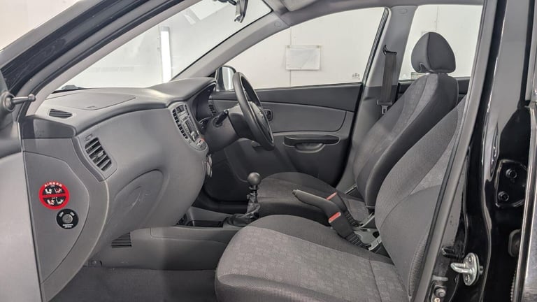 2010 Kia Rio 1.4 1 5dr HATCHBACK Petrol Manual