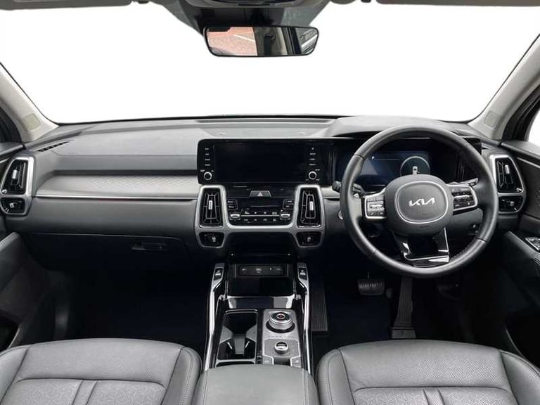 2023 Kia Sorento 1.6 T-GDi HEV Vision 5dr Auto ESTATE PETROL/ELECTRIC Automatic