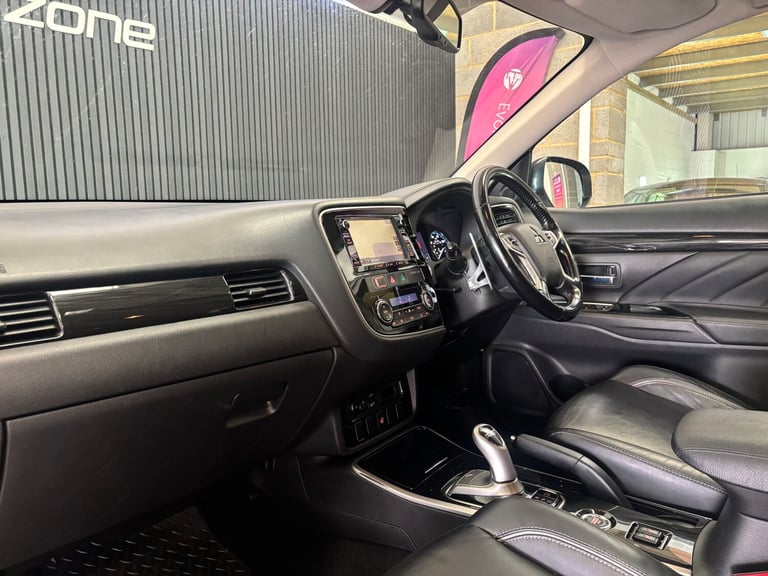 2016 Mitsubishi Outlander 2.0h 12kWh GX4h SUV 5dr Petrol Plug-in Hybrid CVT 4WD