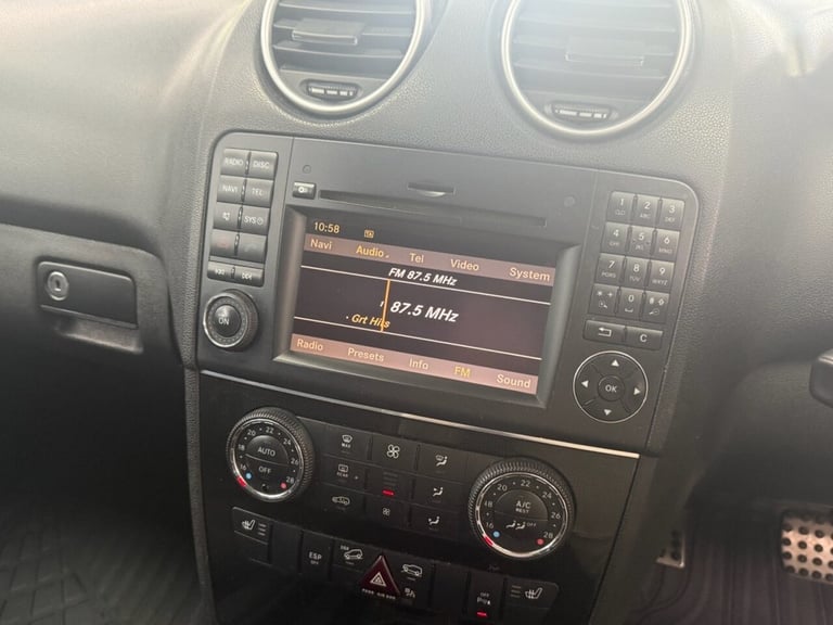 2010 Mercedes-Benz M-Class 3.0 ML300 CDI V6 BlueEfficiency Sport SUV 5dr Diesel Tiptronic 4WD Eur...