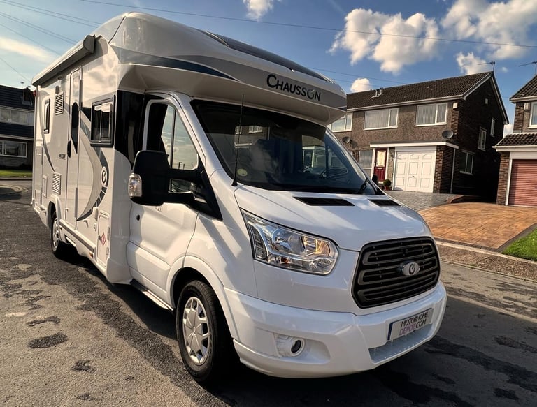 image for CHAUSSON WELCOME 620 4 BTH 4 BELT END W/RM DROP DOWN BED MOTORHOME FOR SALE