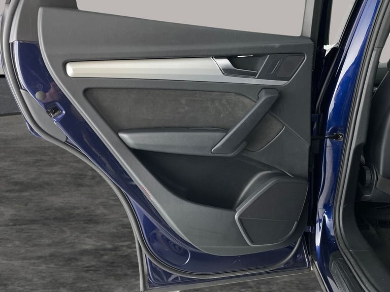 2019 Audi Q5 2.0 TDI 40 S line SUV 5dr Diesel S Tronic quattro Euro 6 (s/s) (190 ps) - S Suv Dies...