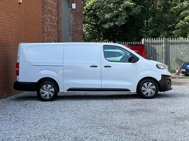 2022 Peugeot Expert 1.5 BlueHDi 1000 Professional Premium Long Panel Van LWB Euro 6 (s/s) 6dr PAN...
