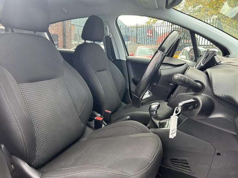 2018 Peugeot 208 1.2 PureTech Allure Hatchback 5dr Petrol Manual Euro 6 (s/s) (82 ps) Hatchback P...