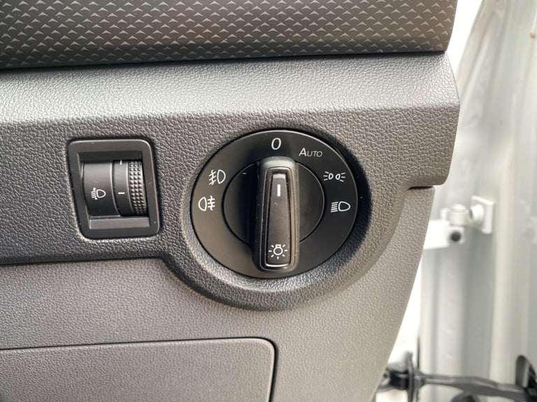 2020 Volkswagen T-Cross 1.0 TSI SE Euro 6 (s/s) 5dr HATCHBACK Petrol Manual