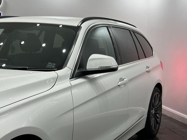 2016 BMW 3 Series 3.0 330d Luxury Touring Auto Euro 6 (s/s) 5dr ESTATE Diesel Automatic