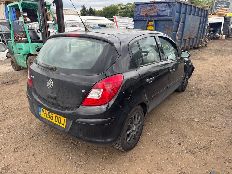 Vauxhall corsa D 1.2 2009 black BREAKING FOR PARTS 